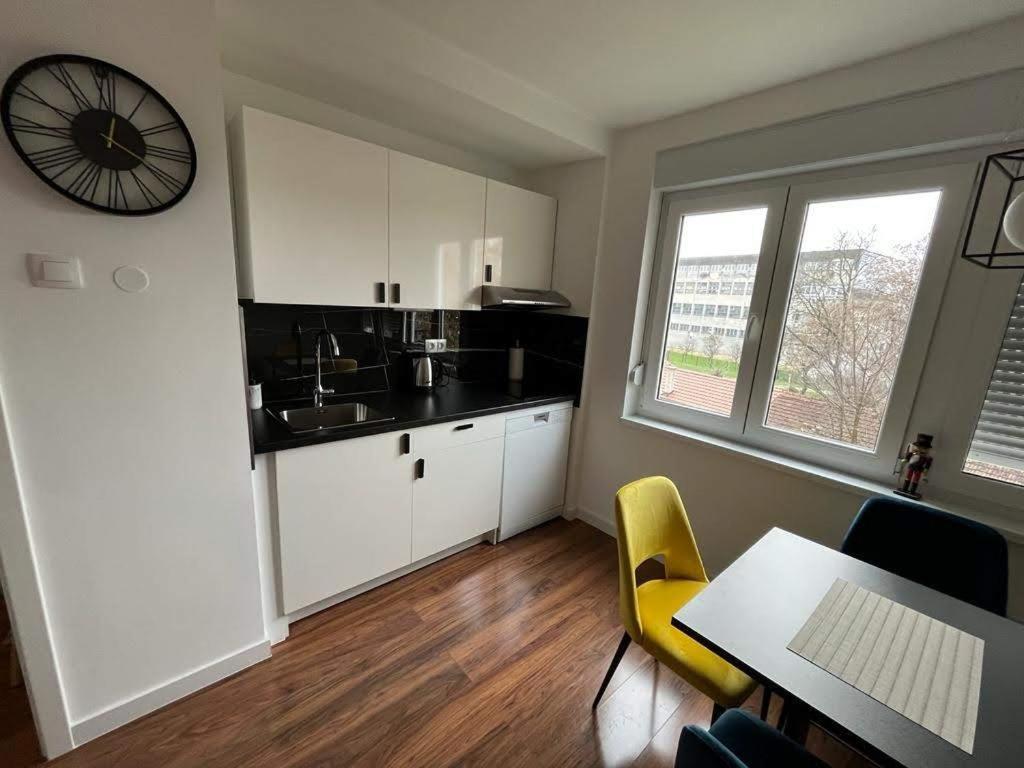 Four Pearls Apartman Károlyváros Kültér fotó
